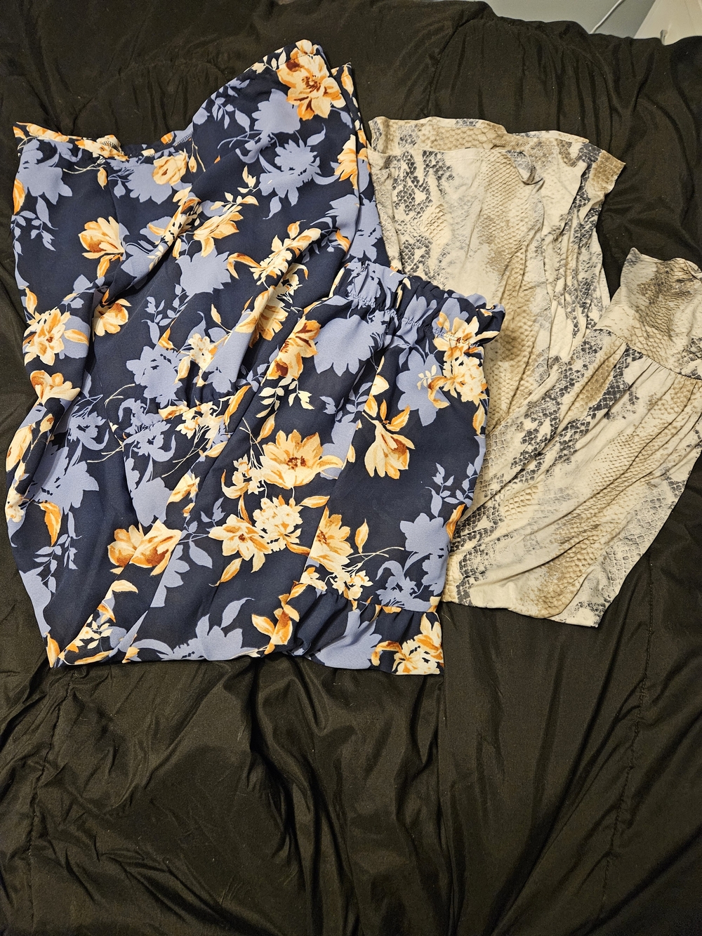 Women’s Navy Floral Wide-Leg Pants And Snakeskin Dress Pants